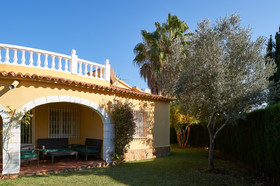 Oliva Nova Villas & Apartamentos