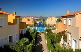Oliva Nova Villas & Apartamentos