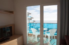 Aparthotel & Spa Acuazul