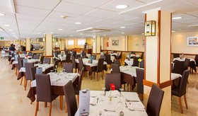 RH Casablanca Suites