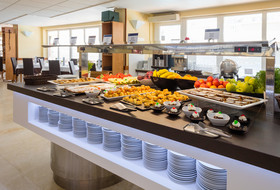 RH Casablanca Suites