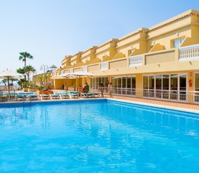 RH Casablanca Suites