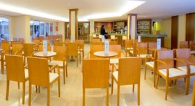 RH Casablanca Suites
