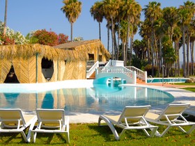 TU&ME Resort