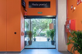 Arena Zone Hotel & Cafe