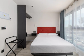 Arena Zone Hotel & Cafe