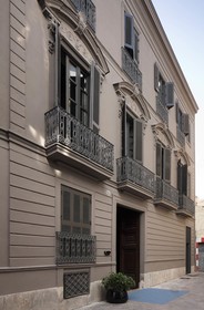 Caro Hotel