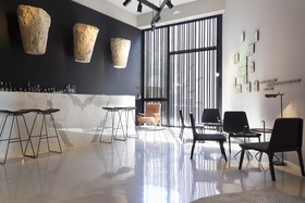 Caro Hotel
