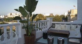 Blanq Carmen Hotel