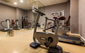 Hotel ILUNION Valencia 4