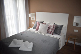 La Perla Apartments