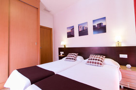 Living Valencia Apartaments