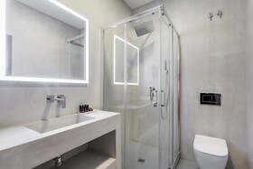 Nalu Valencia Boutique Rooms