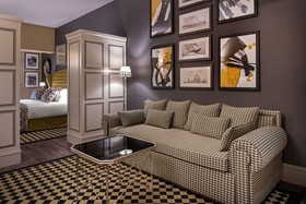 NH Collection Valencia Colon
