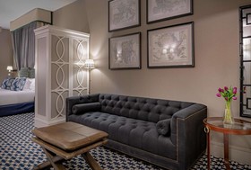 NH Collection Valencia Colon