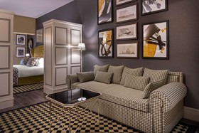 NH Collection Valencia Colon