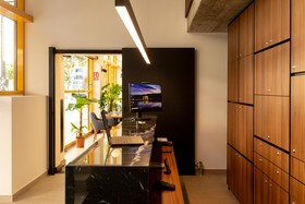Ramirez Flats & Bar