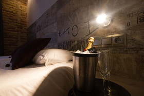 Suites Boutique Jardines del Montornés