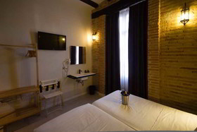 Suites Boutique Jardines del Montornés