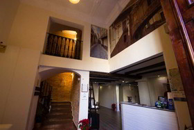 Suites Boutique Jardines del Montornés