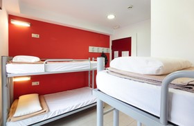 room00 Valencia Hostel
