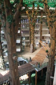 Holiday World Polynesia Hotel