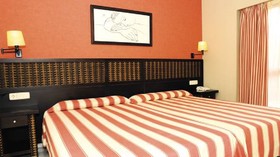 Holiday World Village Hotel