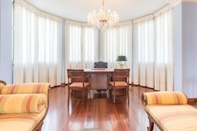 MalagaSuite Fancy House