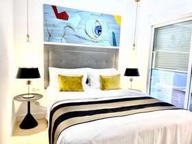 Mondrian Luxury Suites & Villas