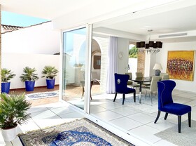 Mondrian Luxury Suites & Villas