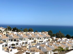 Mondrian Luxury Suites & Villas