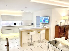 Mondrian Luxury Suites & Villas