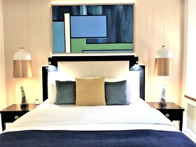 Mondrian Luxury Suites & Villas
