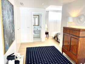Mondrian Luxury Suites & Villas