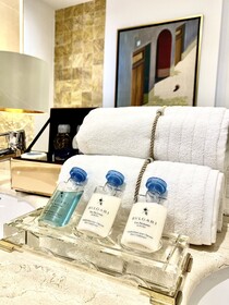 Mondrian Luxury Suites & Villas