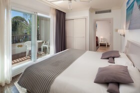 Hotel Mac Puerto Marina