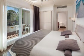 Hotel Mac Puerto Marina