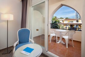 Hotel Mac Puerto Marina