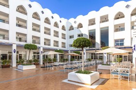 Hotel Mac Puerto Marina