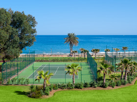 Estepona Hotel & Spa Resort