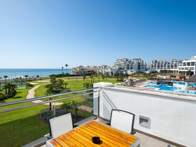 Estepona Hotel & Spa Resort
