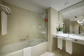 Exe Estepona Thalasso & Spa