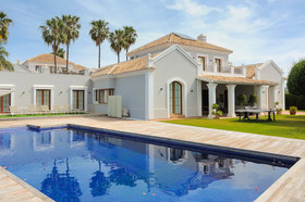 Villa Lotus Bel Air Deluxe Canovas