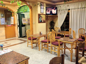 Los Corchos Hostal