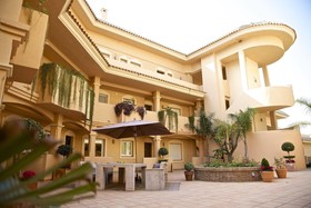 Aloha Hill Club Resort