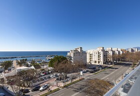 Aqua Apartments Bellamar