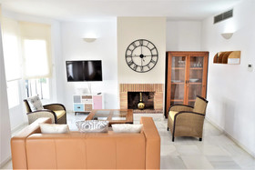 Apartamentos Serinamar Naranjos de Marbella