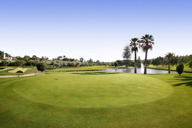 Apartamentos Serinamar Naranjos de Marbella