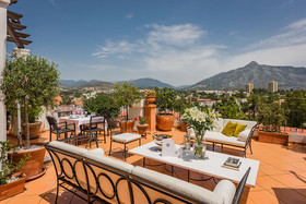 Molo Luxury Suites Puerto Banus