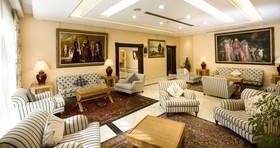 Monarque Sultán Aparthotel